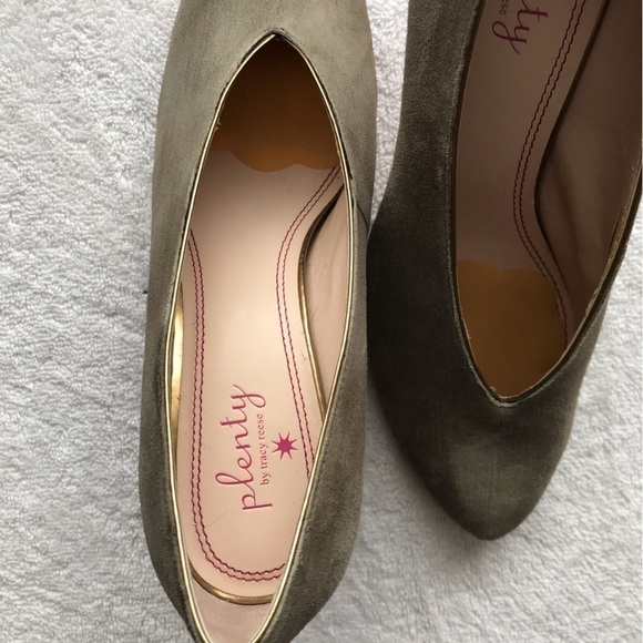 Plenty by Tracy Reese suede leather heel pumps shoes. Size 37. - Picture 3 of 9